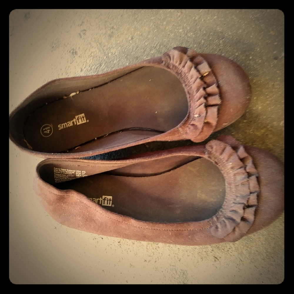 Brown flats